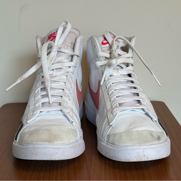 Nike Blazer Mid '77 Sneakers White Pink Burgundy Leather High Tops Women 9.5 - Picture 4 of 9